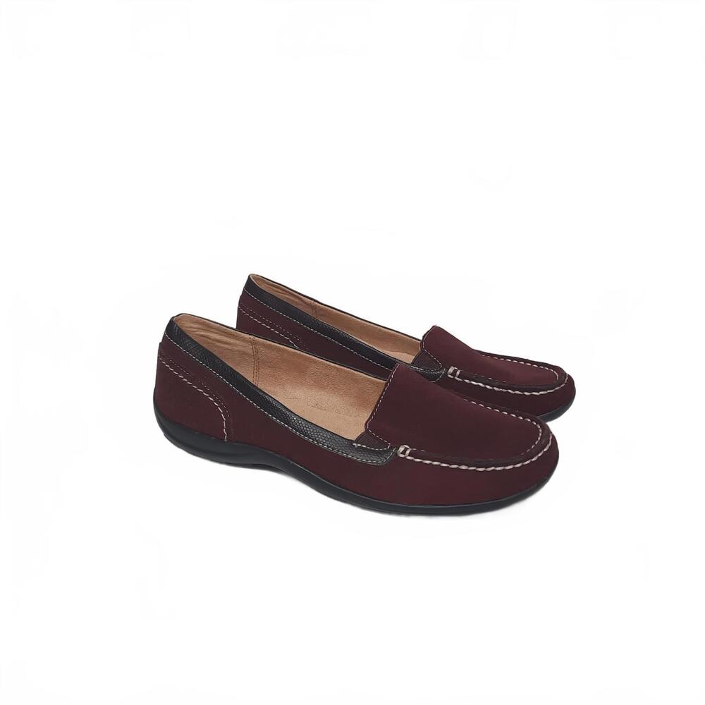 Naturalizer Women's  Burgundy Suede Loafers‎ Size 7 M